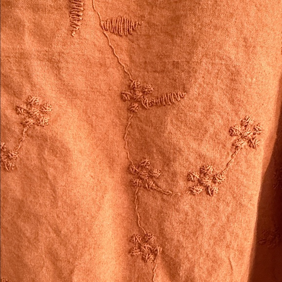 Universal Thread Burnt Orange Button-Front Embroidered Blouse - Picture 4 of 4